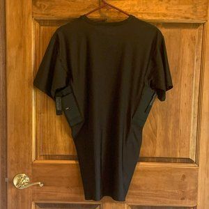 POLICE  UNDERCOVER CONCEALED CARRY T-SHIRT, XLARGE, NWOT